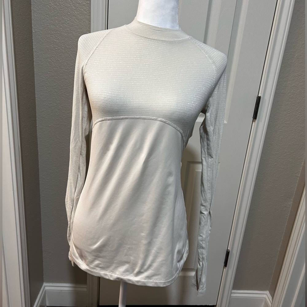 Nike Women's Off-White Long Sleeve Top